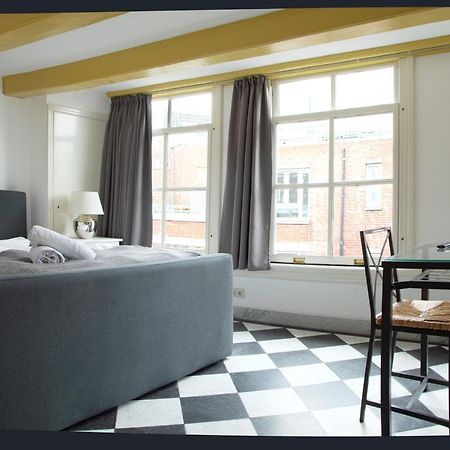 Modern Canal House Loft - City Center Амстердам Екстериор снимка